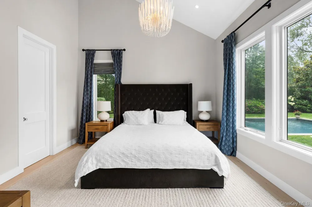 117 Buell Lane East Hampton, NY 11937
