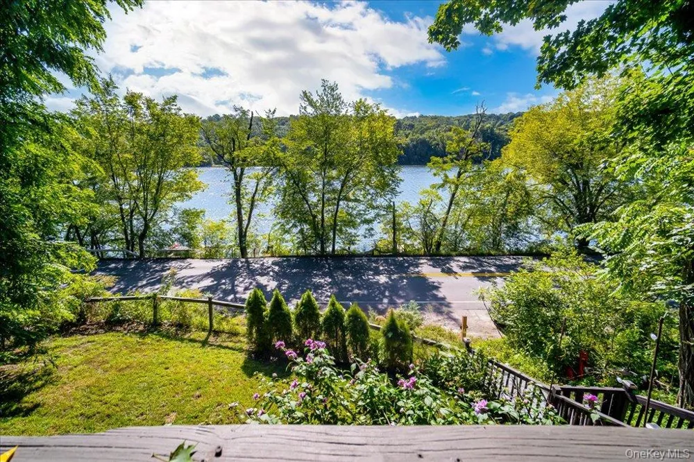 570 Lakes Road Monroe, NY 10950