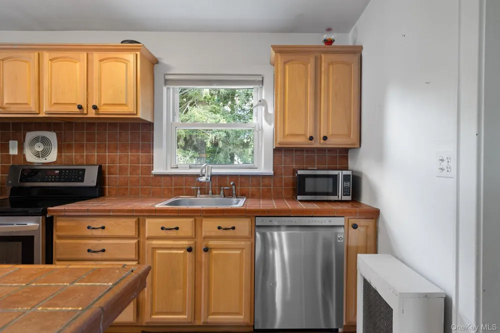 12 Ingersoll Street Huntington Station, NY 11746