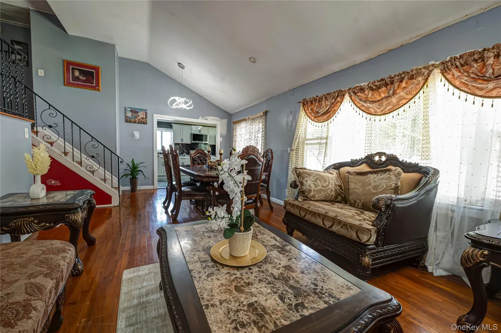 19 South Lane Huntington, NY 11743