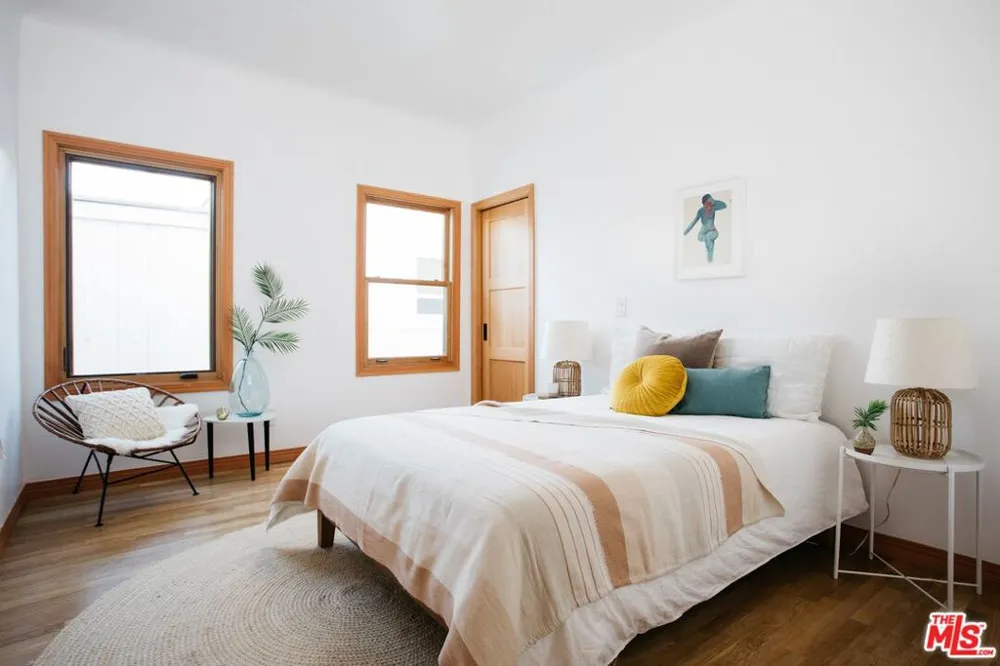 3009 Virginia Road #1/2 Los Angeles, CA 90016