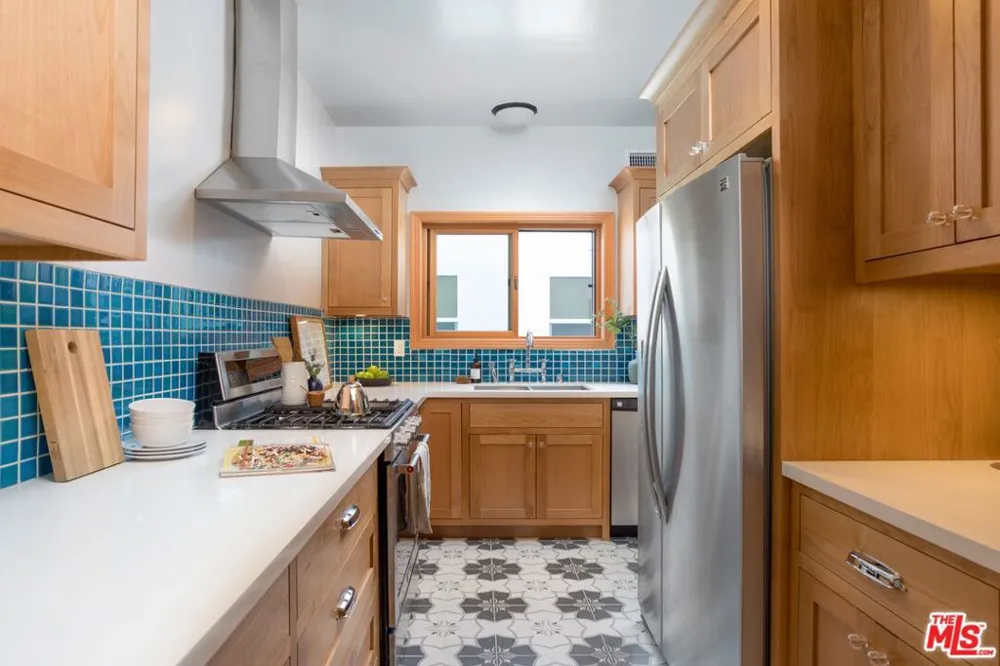 3009 Virginia Road #1/2 Los Angeles, CA 90016