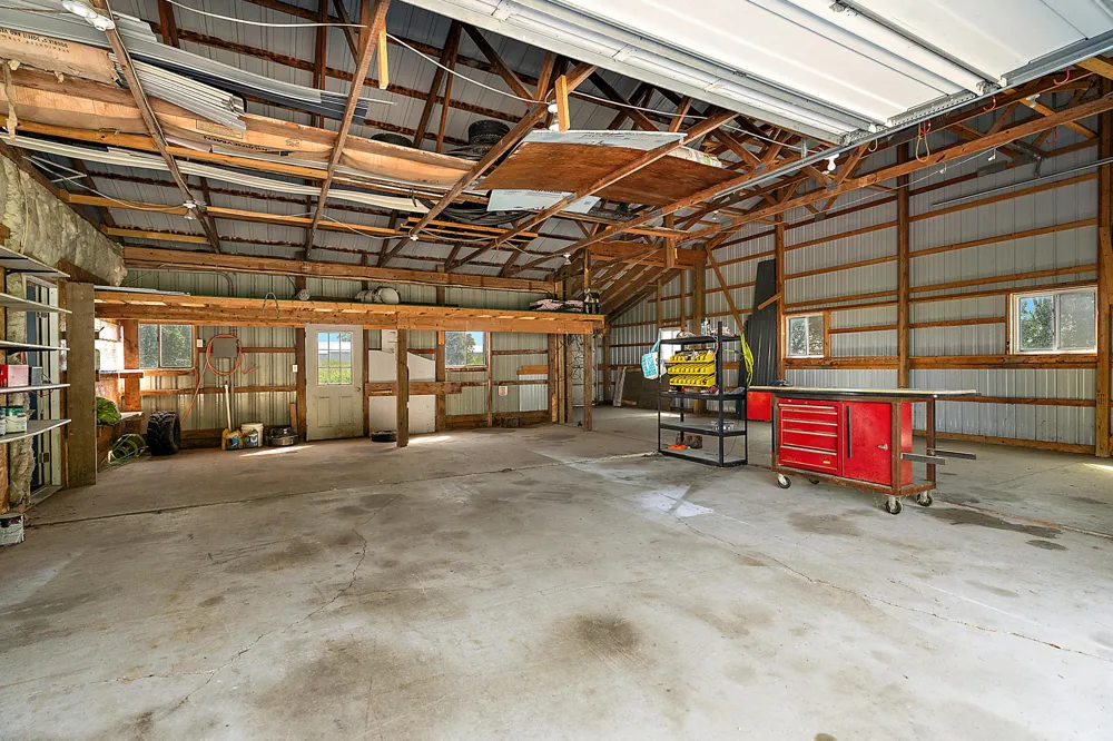 3830 146th Avenue Holland, MI 49423