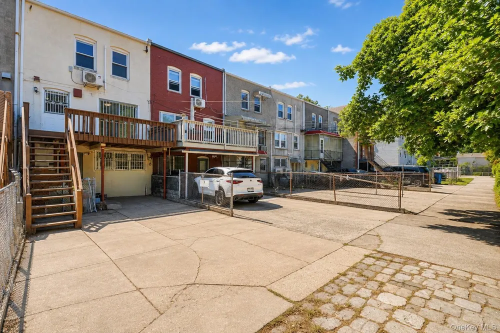 153-39 60th Avenue Flushing, NY 11355