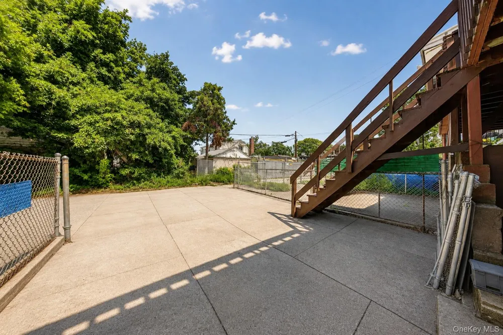 153-39 60th Avenue Flushing, NY 11355