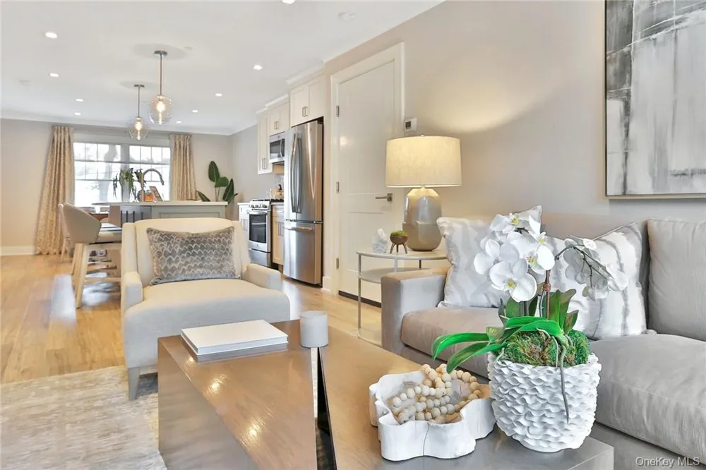 470 Main Street #11 Armonk, NY 10504