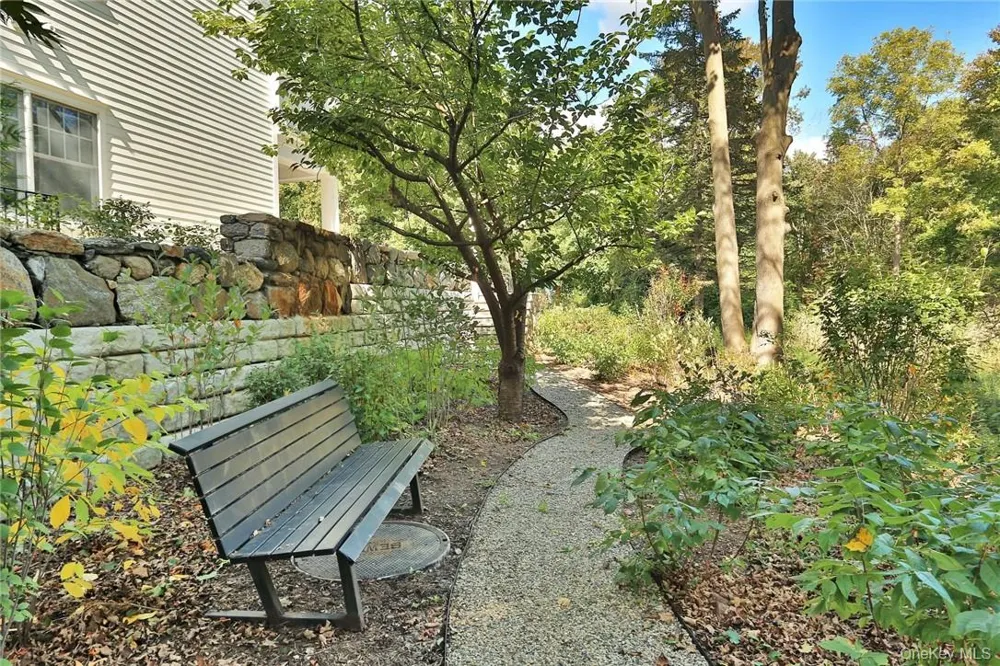 470 Main Street #11 Armonk, NY 10504