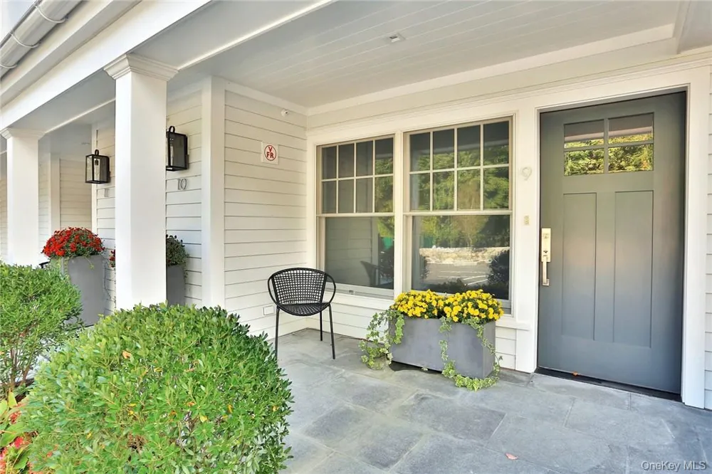 470 Main Street #13 Armonk, NY 10504