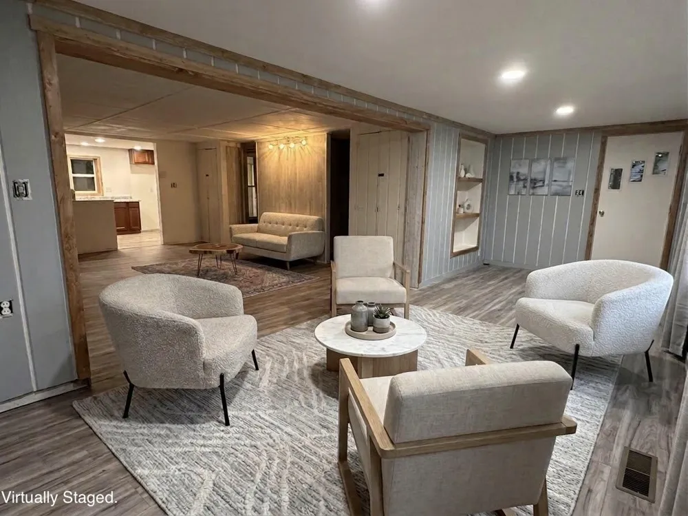 10622 Round Lake Drive Mecosta, MI 49332