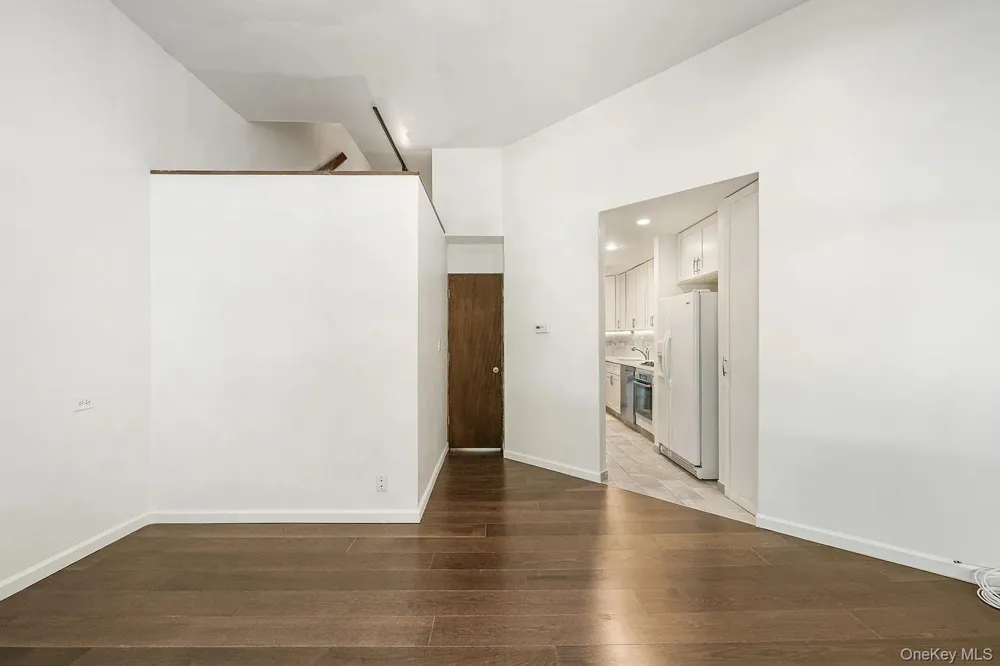 322 E 50th St New York (Manhattan), NY 10022