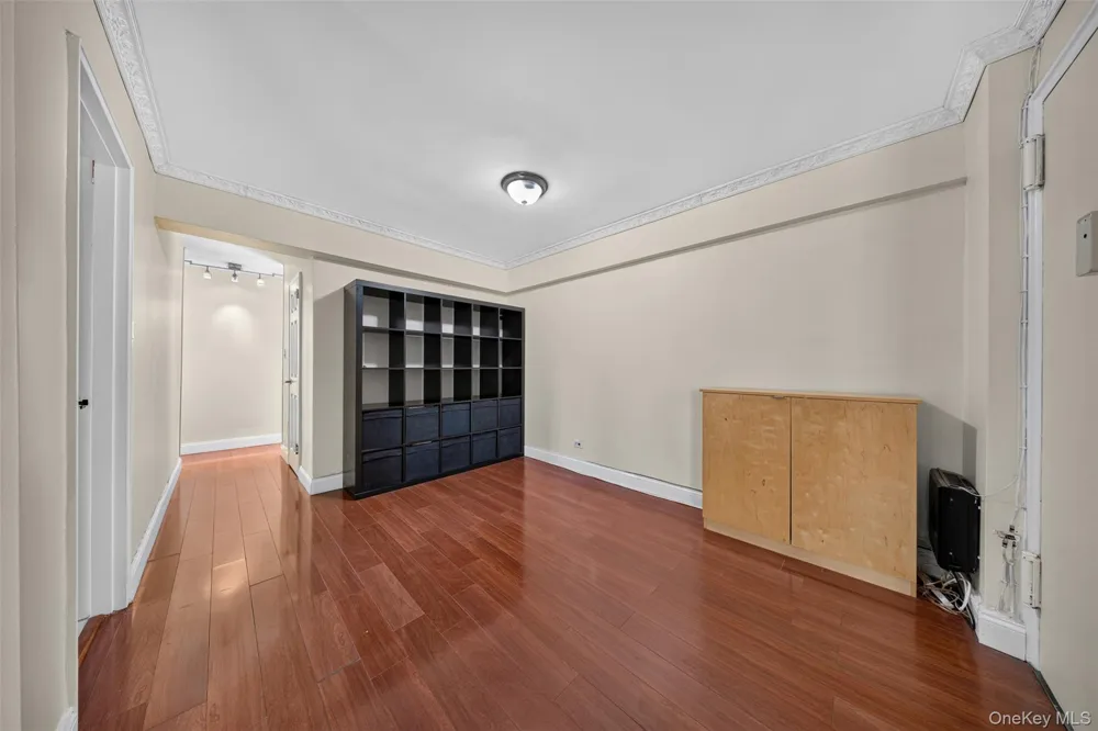 29-30 137th Street #3K Flushing, NY 11354