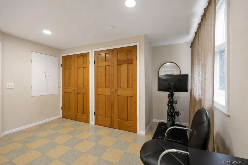 25 Chatham Terrace Yonkers, NY 10710