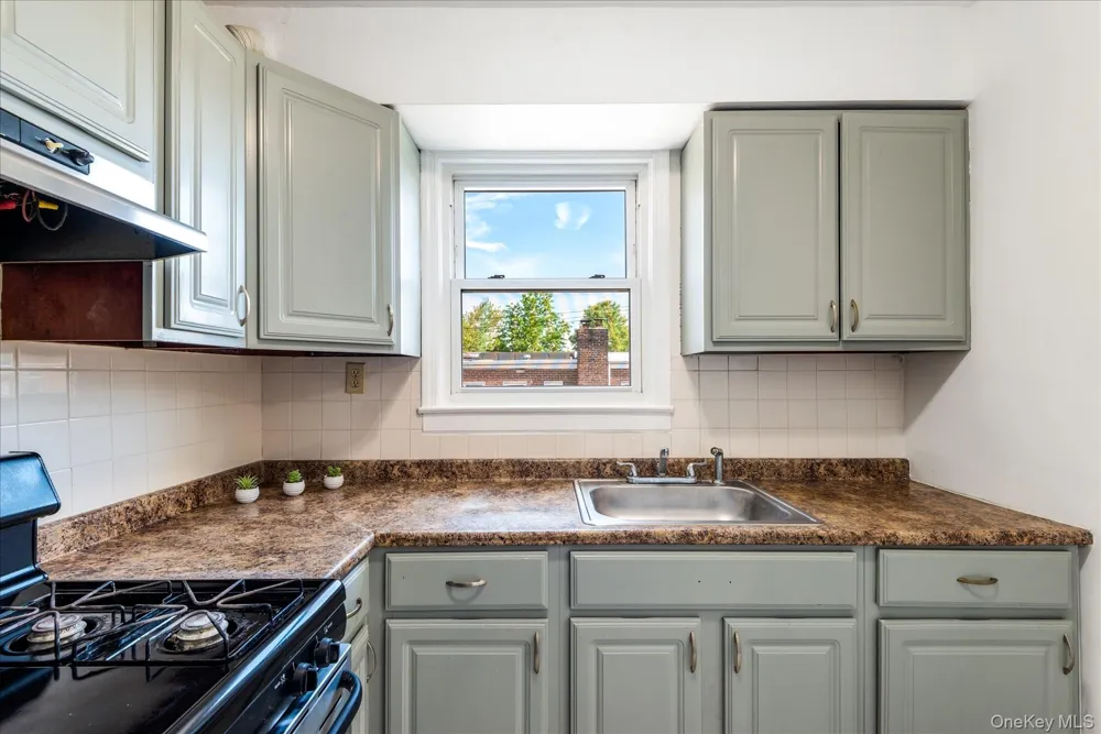 59-11 157th Street #2 Flushing, NY 11355