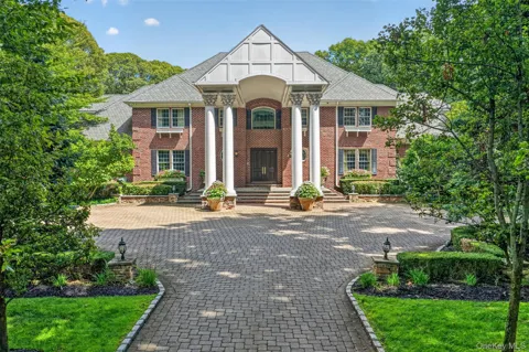 11 Danton Lane