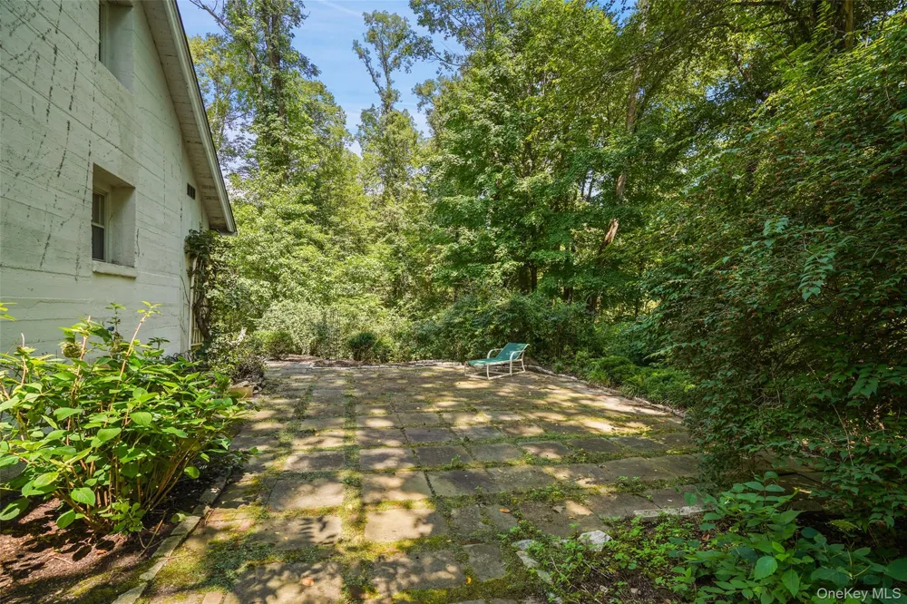382 Bedford Center Bedford, NY 10507