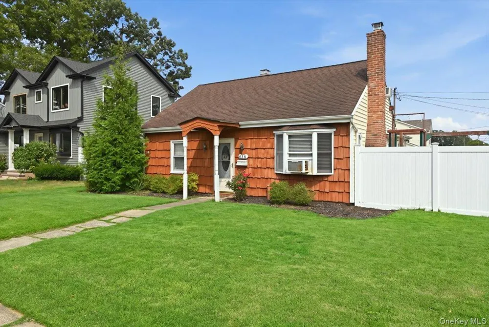 626 Central Avenue Massapequa, NY 11758
