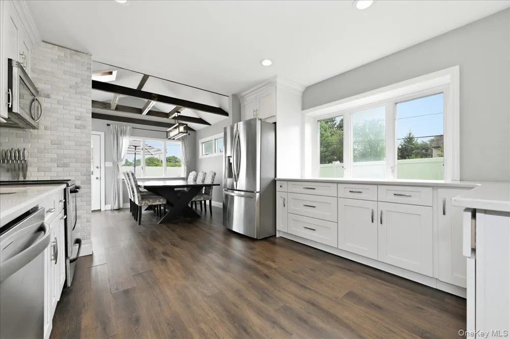 626 Central Avenue Massapequa, NY 11758