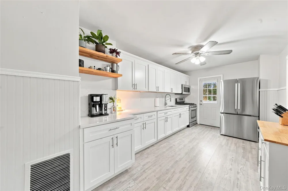 5 Talbot Lane Selden, NY 11784