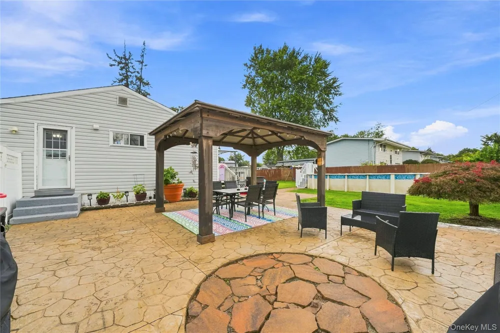 5 Talbot Lane Selden, NY 11784