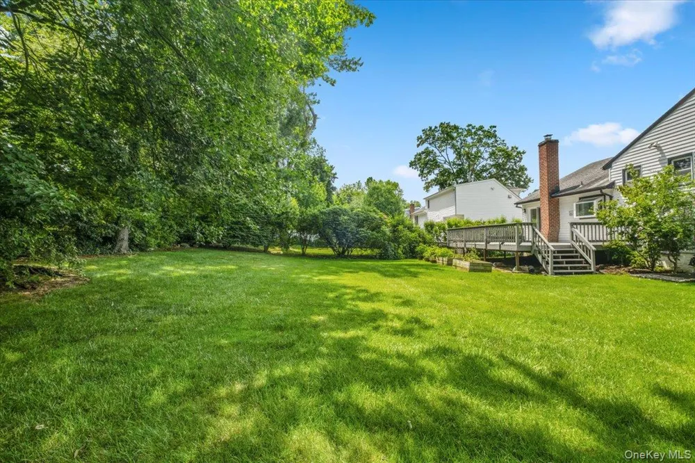 21 Primrose Avenue Scarsdale, NY 10583