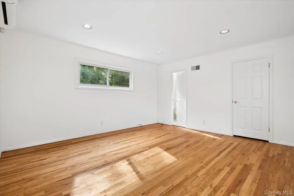 21 Primrose Avenue Scarsdale, NY 10583