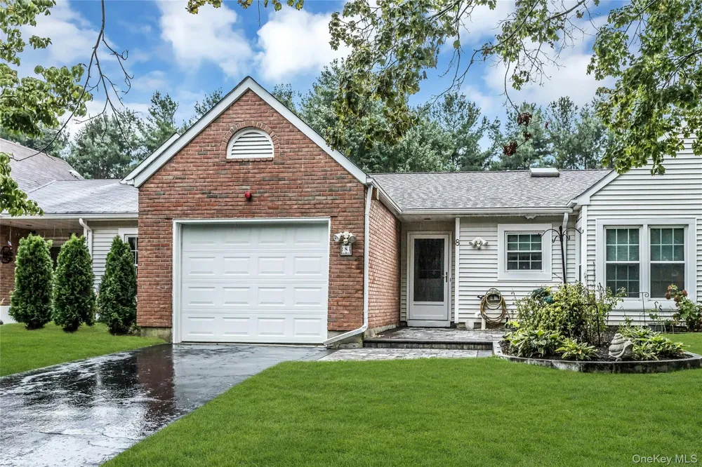 8 Chippendale Drive Mount Sinai, NY 11766