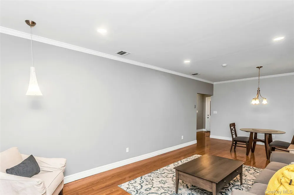 8 Chippendale Drive Mount Sinai, NY 11766
