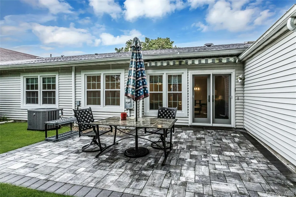 8 Chippendale Drive Mount Sinai, NY 11766