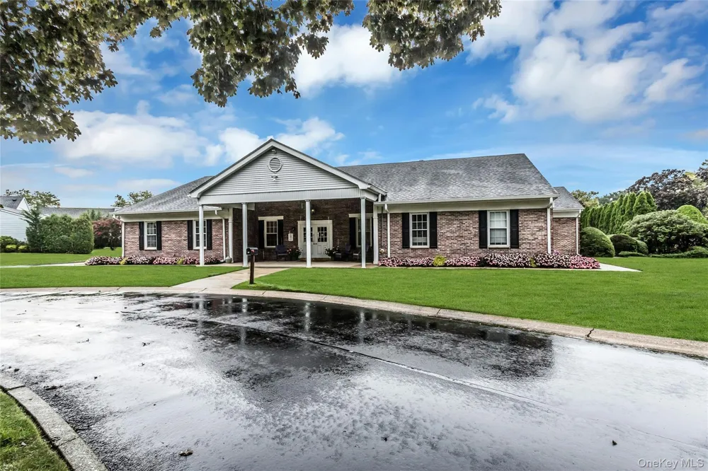 8 Chippendale Drive Mount Sinai, NY 11766