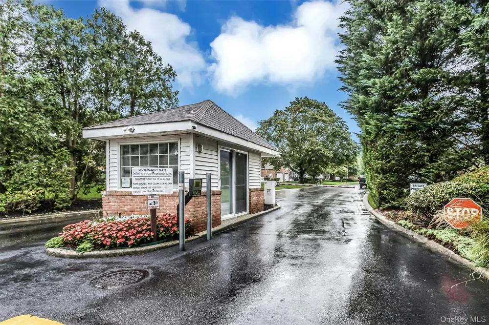 8 Chippendale Drive Mount Sinai, NY 11766