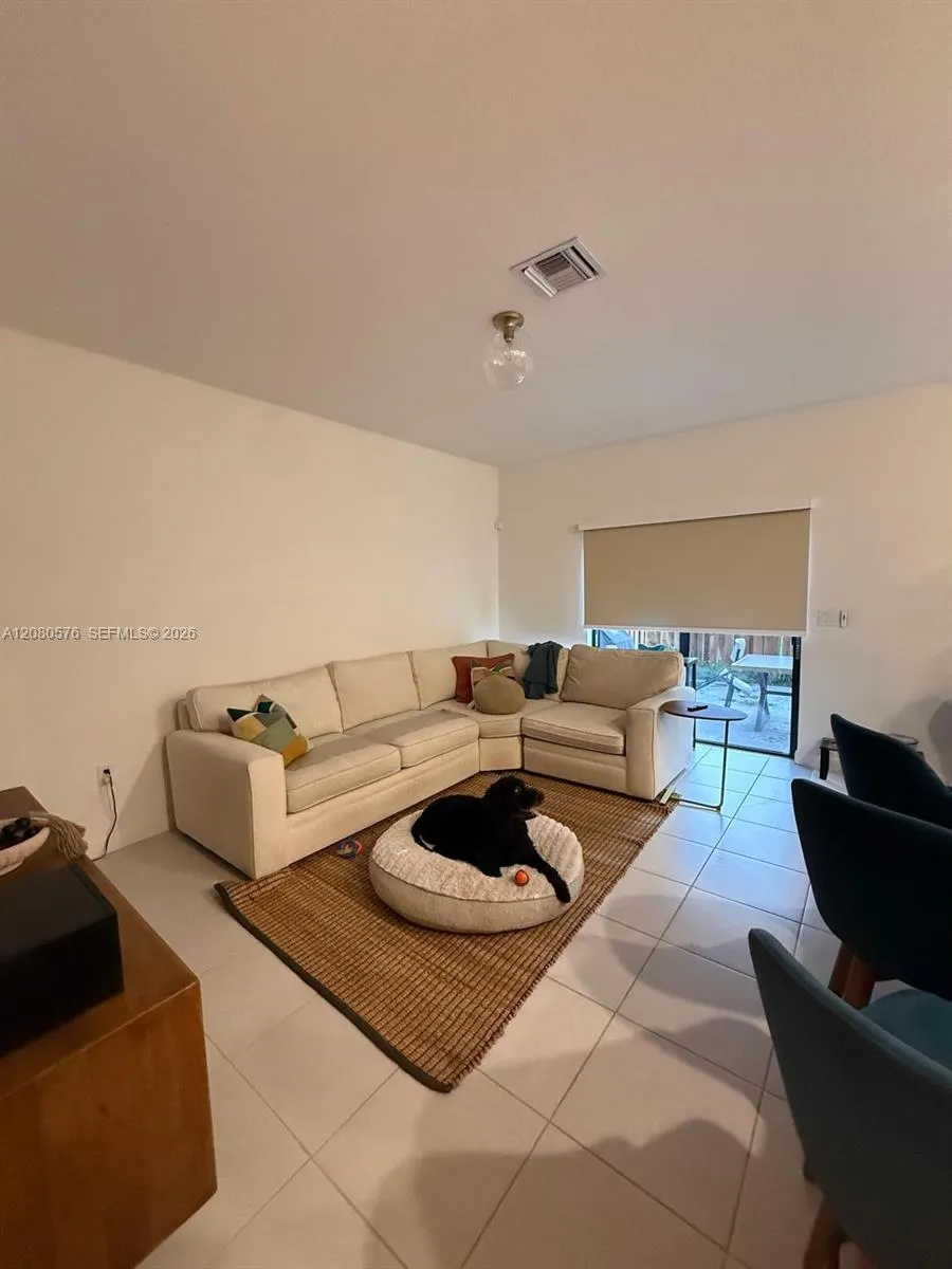 20848 NE 7th Ct #20848 Miami, FL 33179