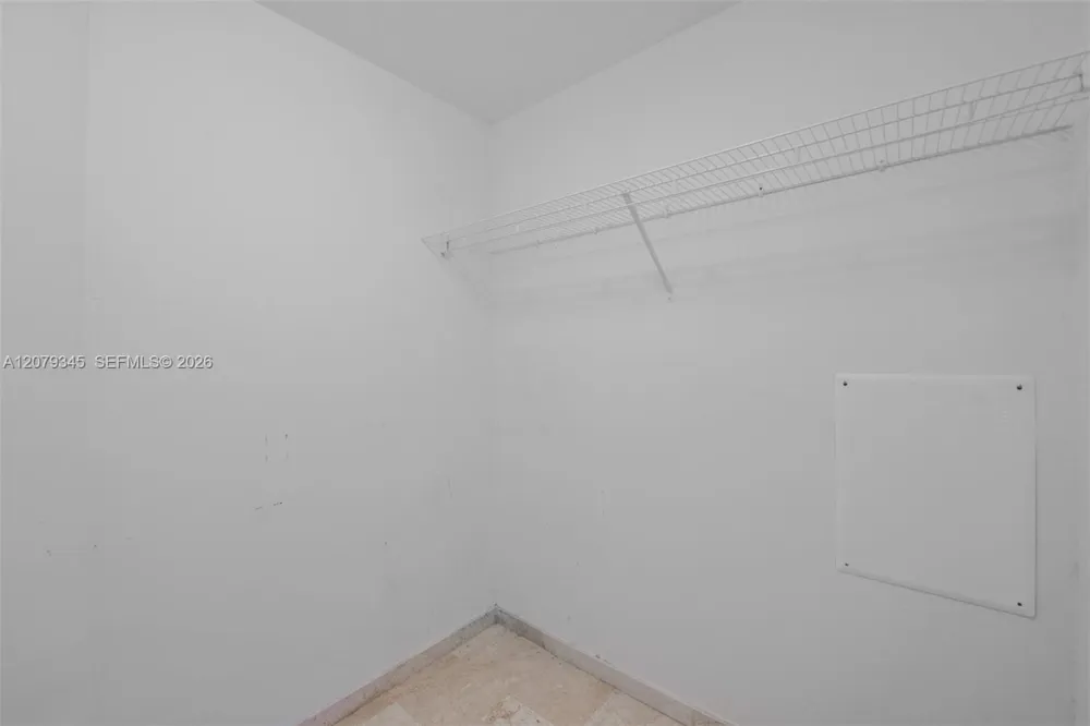 88 SW 7th St #3409 Miami, FL 33130