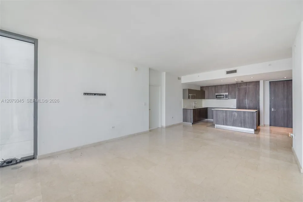 88 SW 7th St #3409 Miami, FL 33130