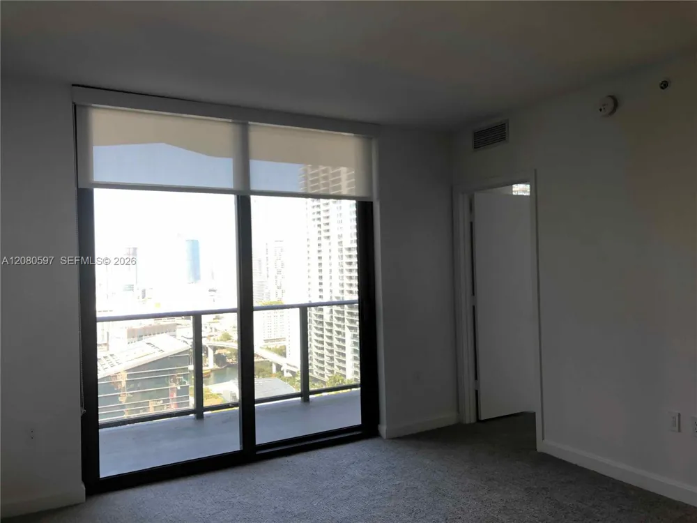 45 SW 9th St #2809 Miami, FL 33130