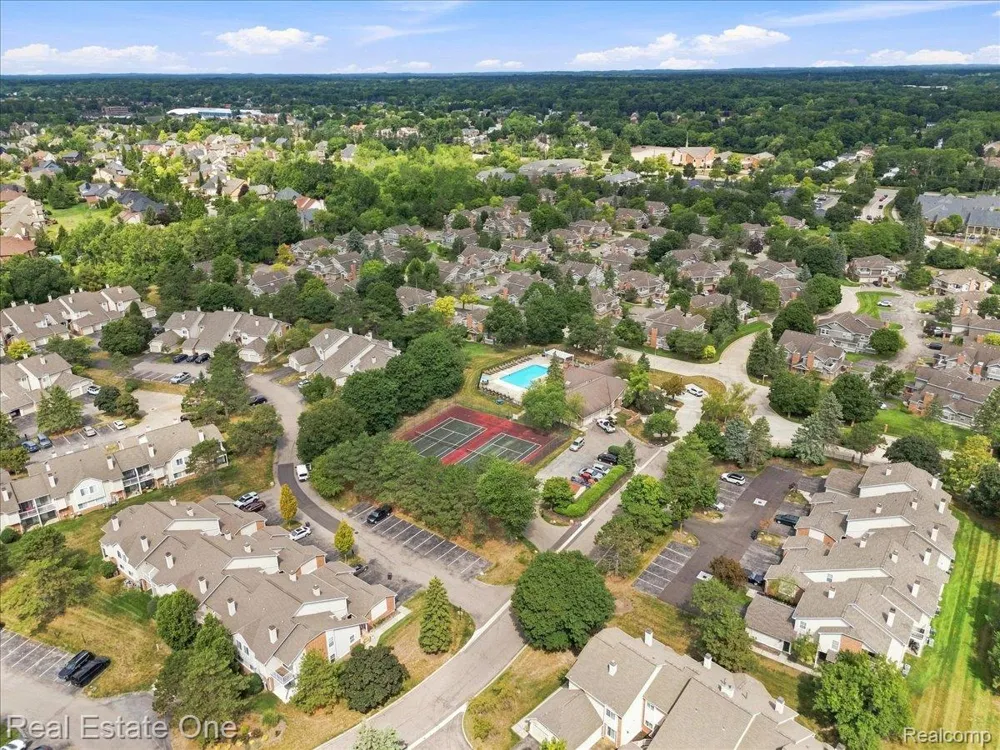 6622 Fieldstone Court West Bloomfield Charter Township, MI 48322