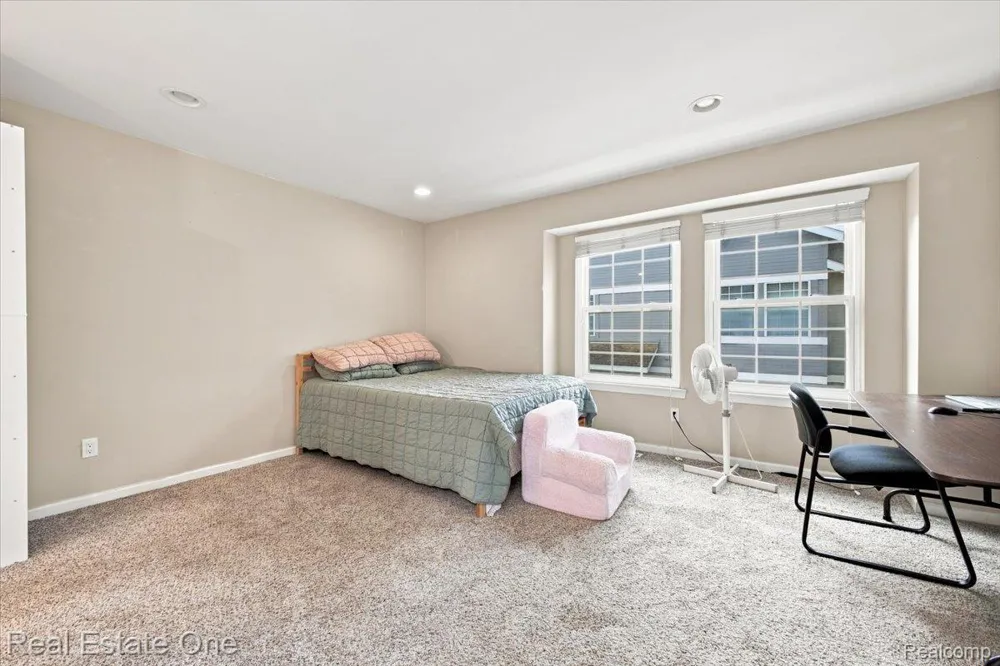 6622 Fieldstone Court West Bloomfield Charter Township, MI 48322