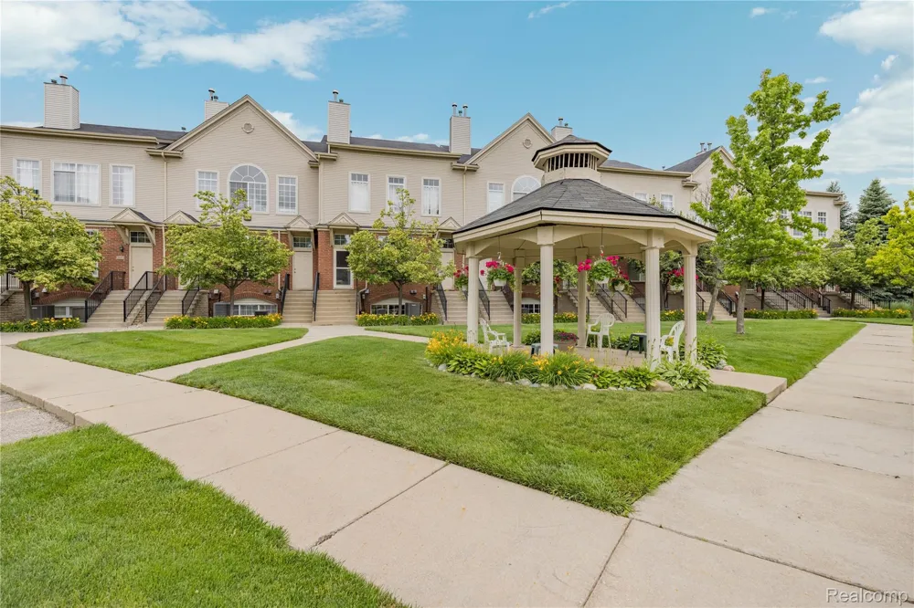 30695 Ardmore Court Novi City, MI 48377