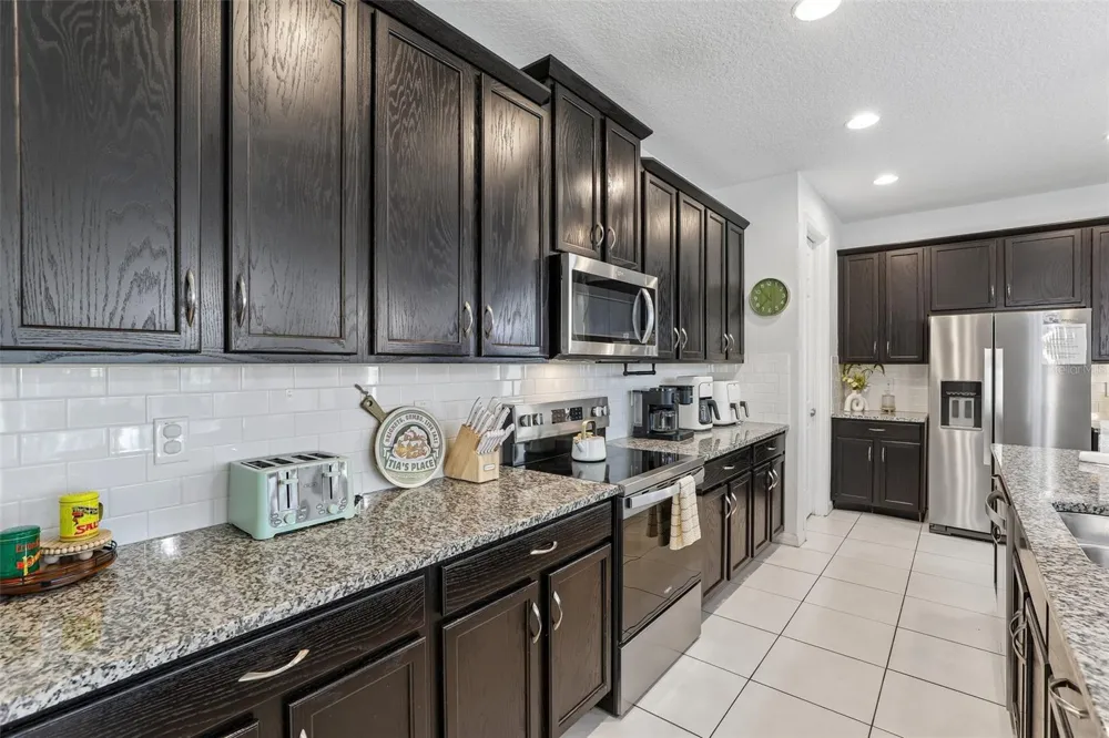 9001 SUNSHINE RIDGE LOOP Kissimmee, FL 34747