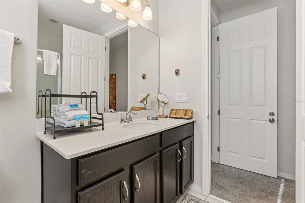 9001 SUNSHINE RIDGE LOOP Kissimmee, FL 34747