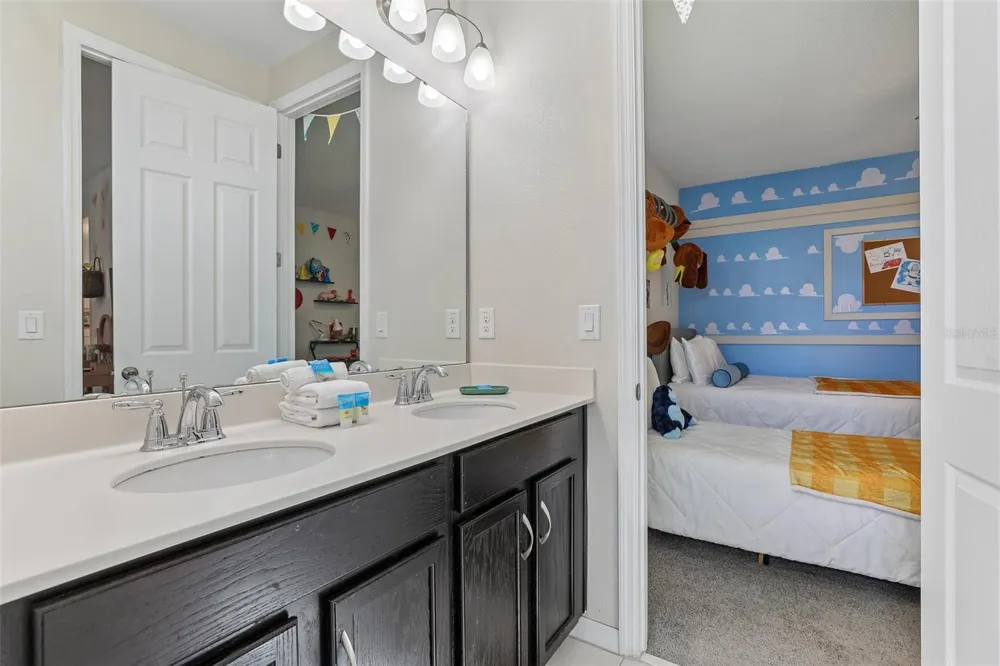 9001 SUNSHINE RIDGE LOOP Kissimmee, FL 34747