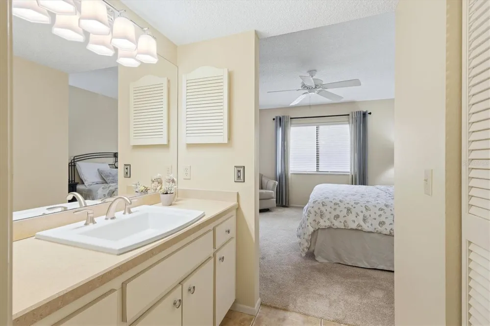 3365 CROSS CREEK DR #3365 Sarasota, FL 34231