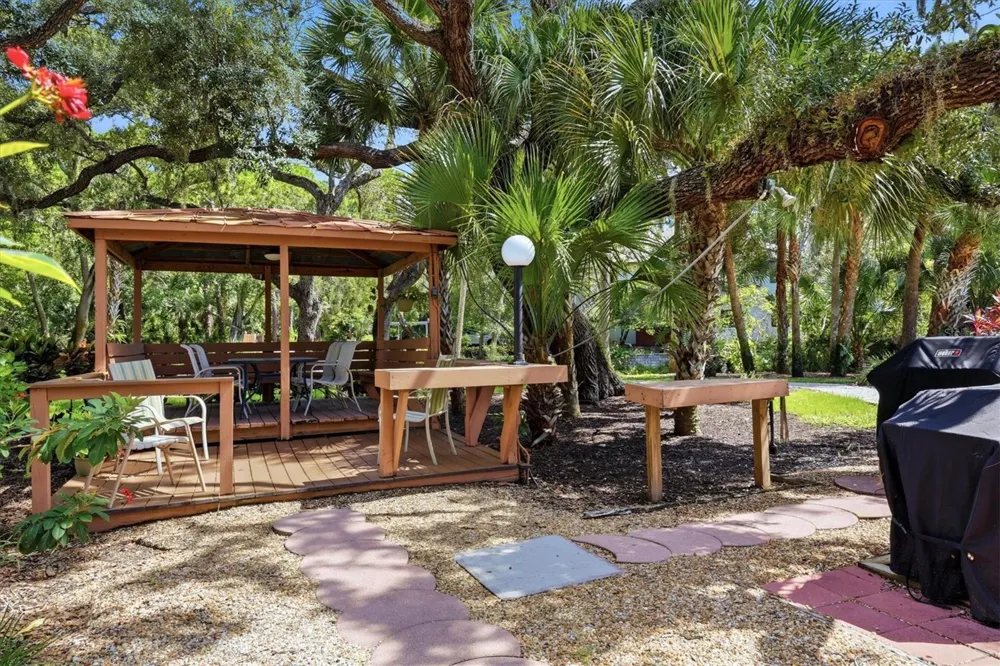 3365 CROSS CREEK DR #3365 Sarasota, FL 34231