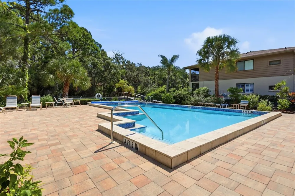 3365 CROSS CREEK DR #3365 Sarasota, FL 34231