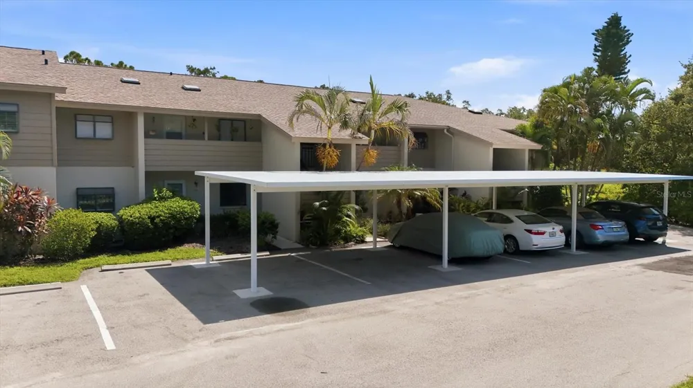 3365 CROSS CREEK DR #3365 Sarasota, FL 34231