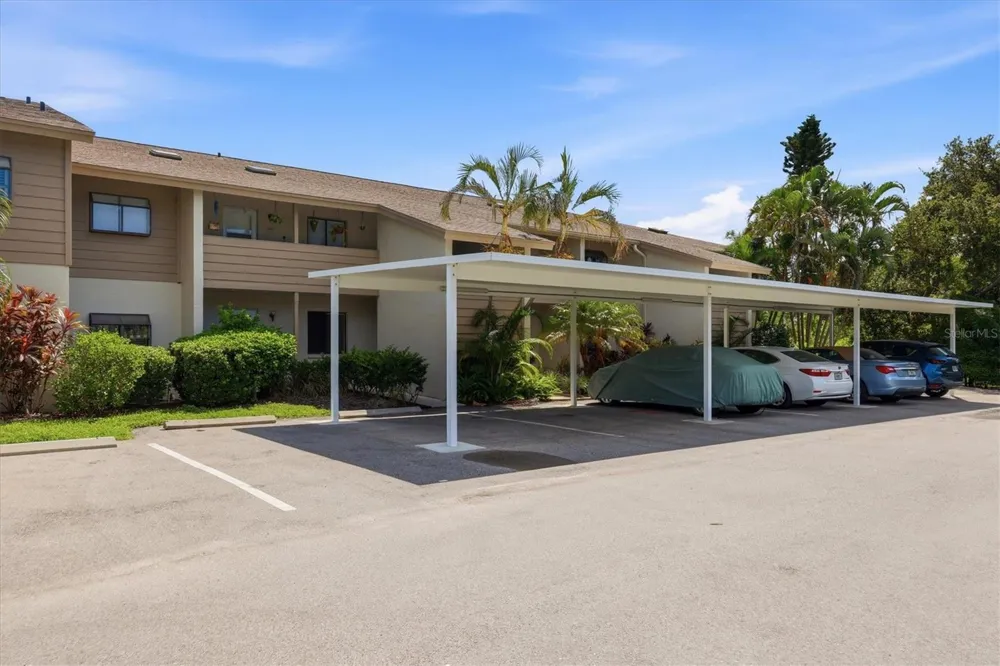 3365 CROSS CREEK DR #3365 Sarasota, FL 34231