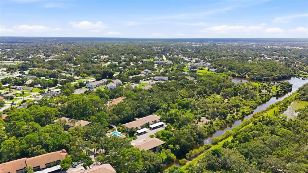 3365 CROSS CREEK DR #3365 Sarasota, FL 34231