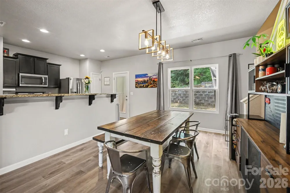 4560 Merryvale Forest Drive Charlotte, NC 28214