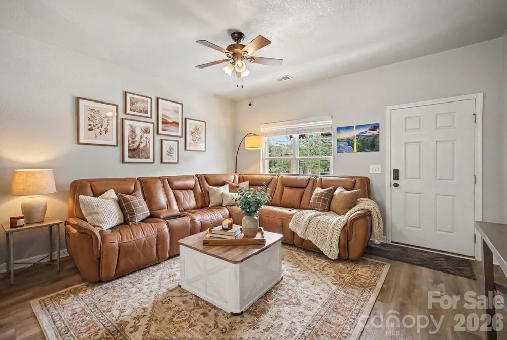 4560 Merryvale Forest Drive Charlotte, NC 28214