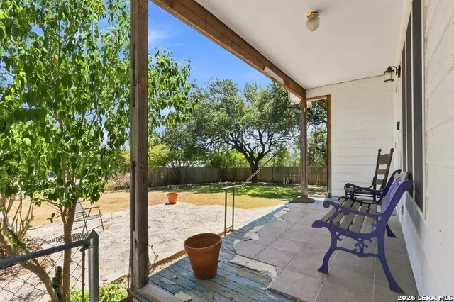 652 TAMARACK DR Canyon Lake, TX 78133