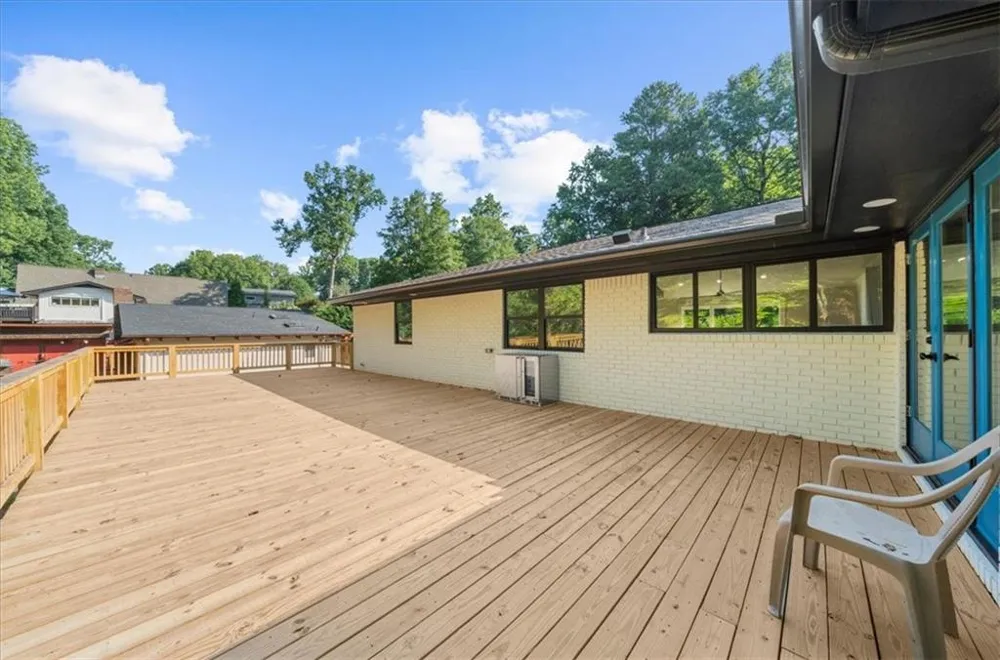 5839 Lakeshore Drive Buford, GA 30518